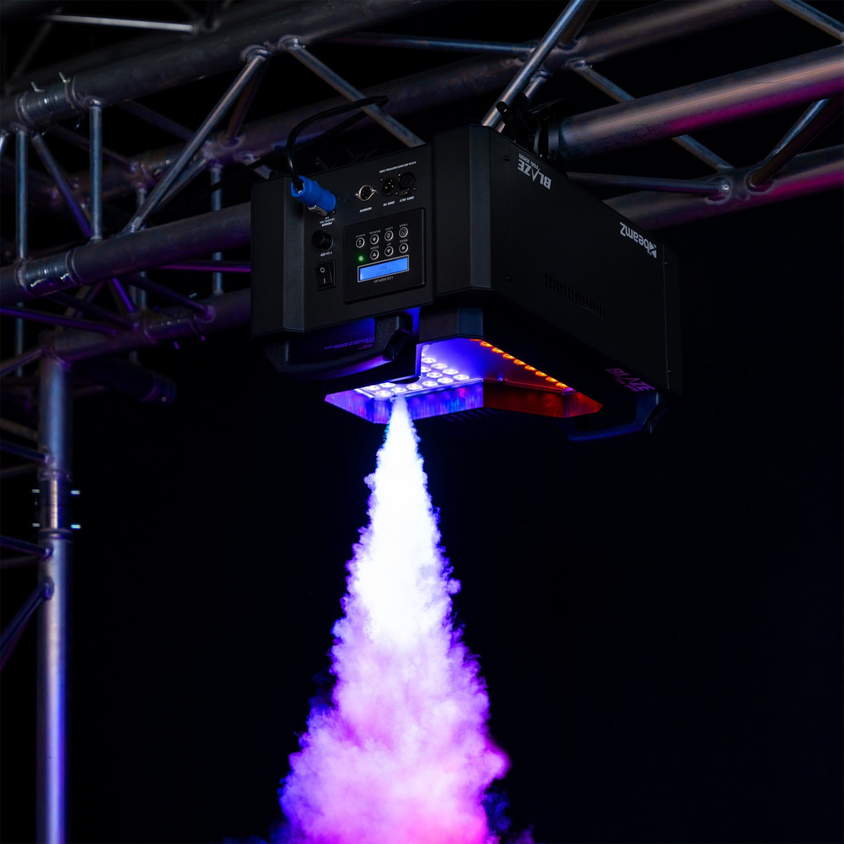 beamZ Blaze 2200 Rookmachine – 2200W met 48x RGBA LED’s, DMX, 3500ml Tank & Direct Stop