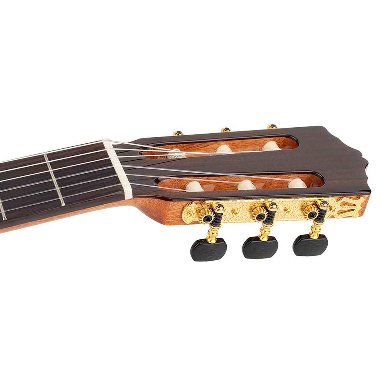 Salvador Cortez CC-60 – Klassieke gitaar met massief ceder bovenblad en palissander zij- en achterkant