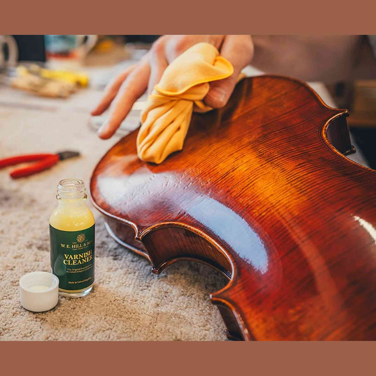 W.E. Hill & Sons HCL-1785 – reinigingsvloeistof voor traditionele vernis 25 ml