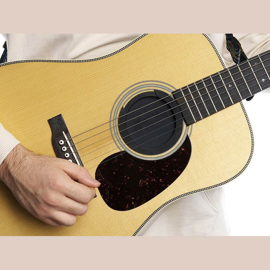 Martin & Co 18A0166 9.8cm soundhole cover/feedback buster