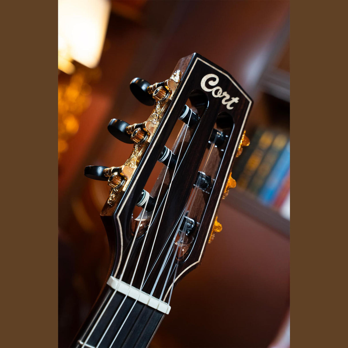 Cort Sunset Nylectric DLX TSB Nylon Elektrische Gitaar Solid Sitka Spruce met Flamed Maple Tobacco Sunburst