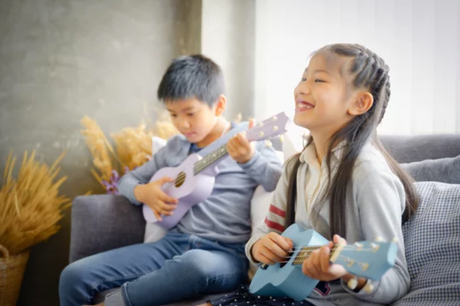 Ukulele en kinderen: Hoe introduceer je de ukulele aan jonge muzikanten?