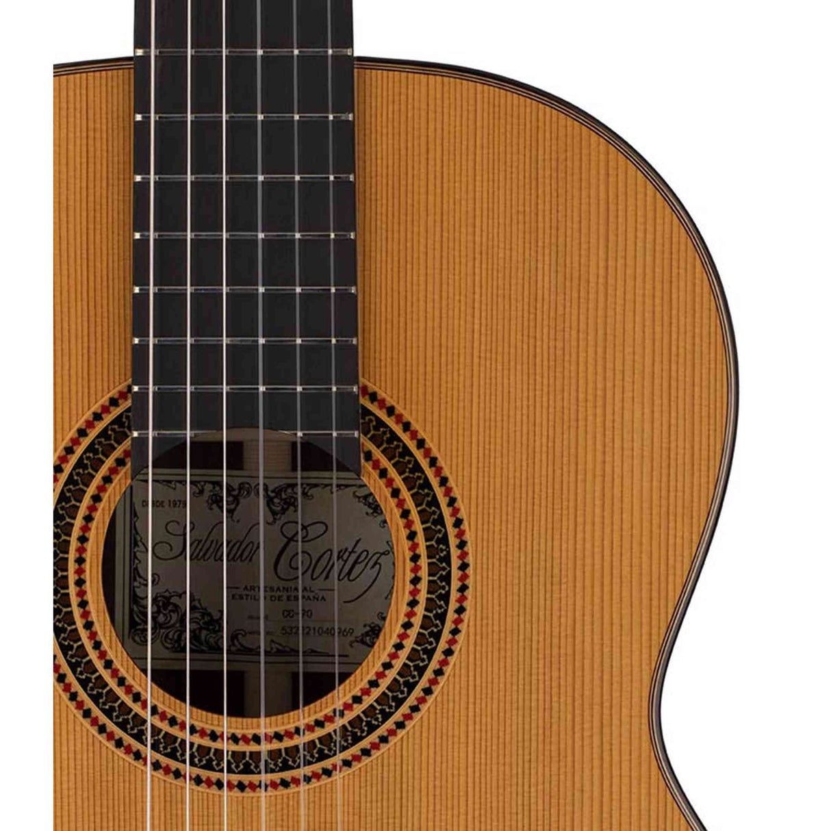 Salvador Cortez CC-90 – Klassieke gitaar met massief ceder bovenblad en mahonie zij- en achterkant