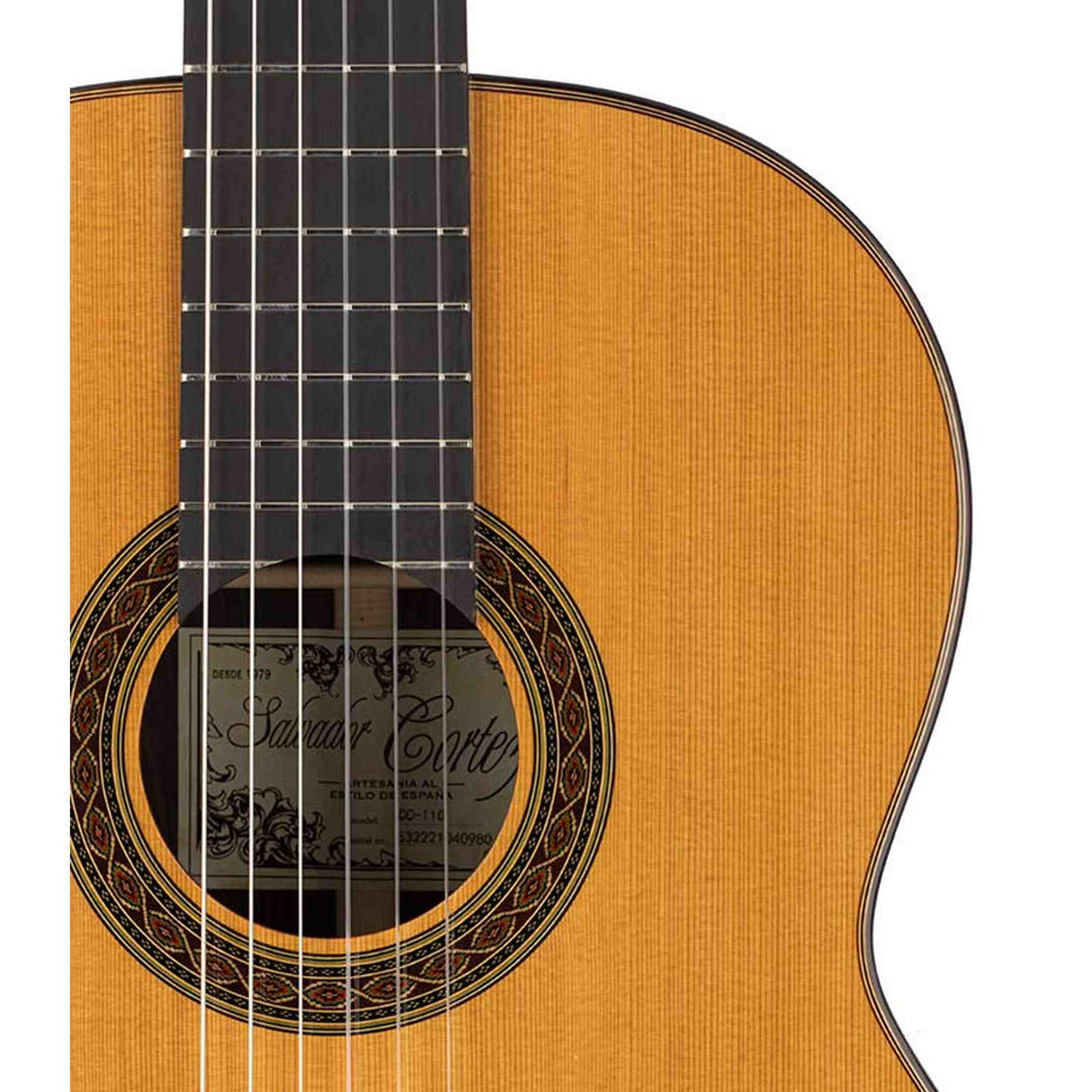 Salvador Cortez CC-110 – Klassieke gitaar met massief ceder bovenblad en palissander body
