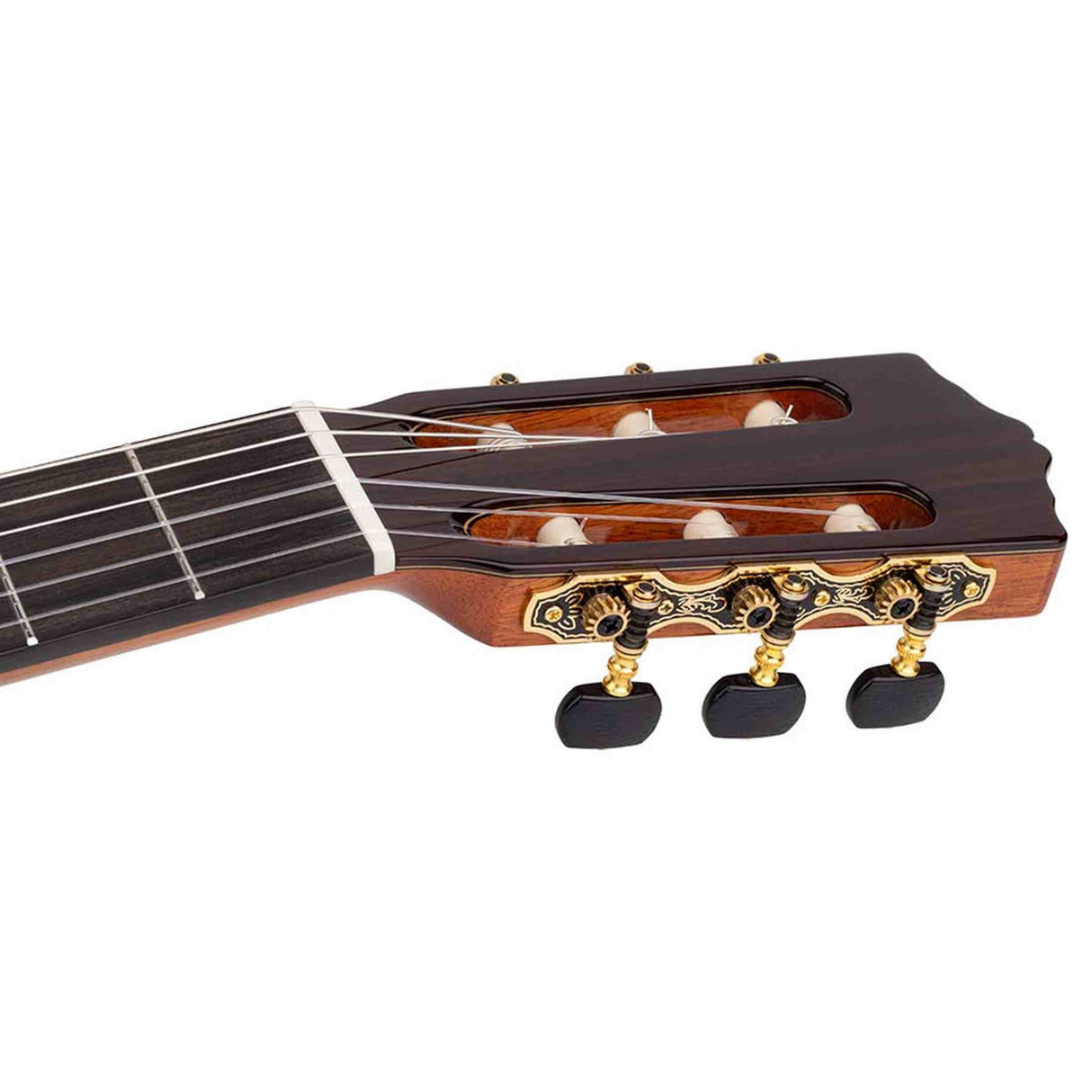 Salvador Cortez CC-110 – Klassieke gitaar met massief ceder bovenblad en palissander body