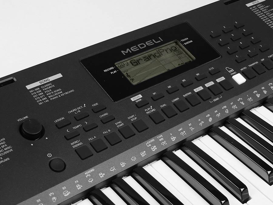 Medeli MK100 keyboard set aanslaggevoelig met les programma