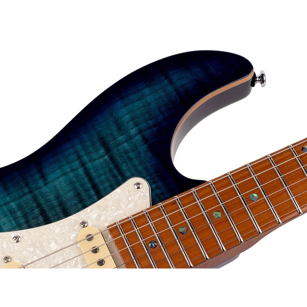 Sire Guitars S7FM/TBL electrische gitaar, S-style, elzen body, gevlamde esdoorn top, transparant blauw