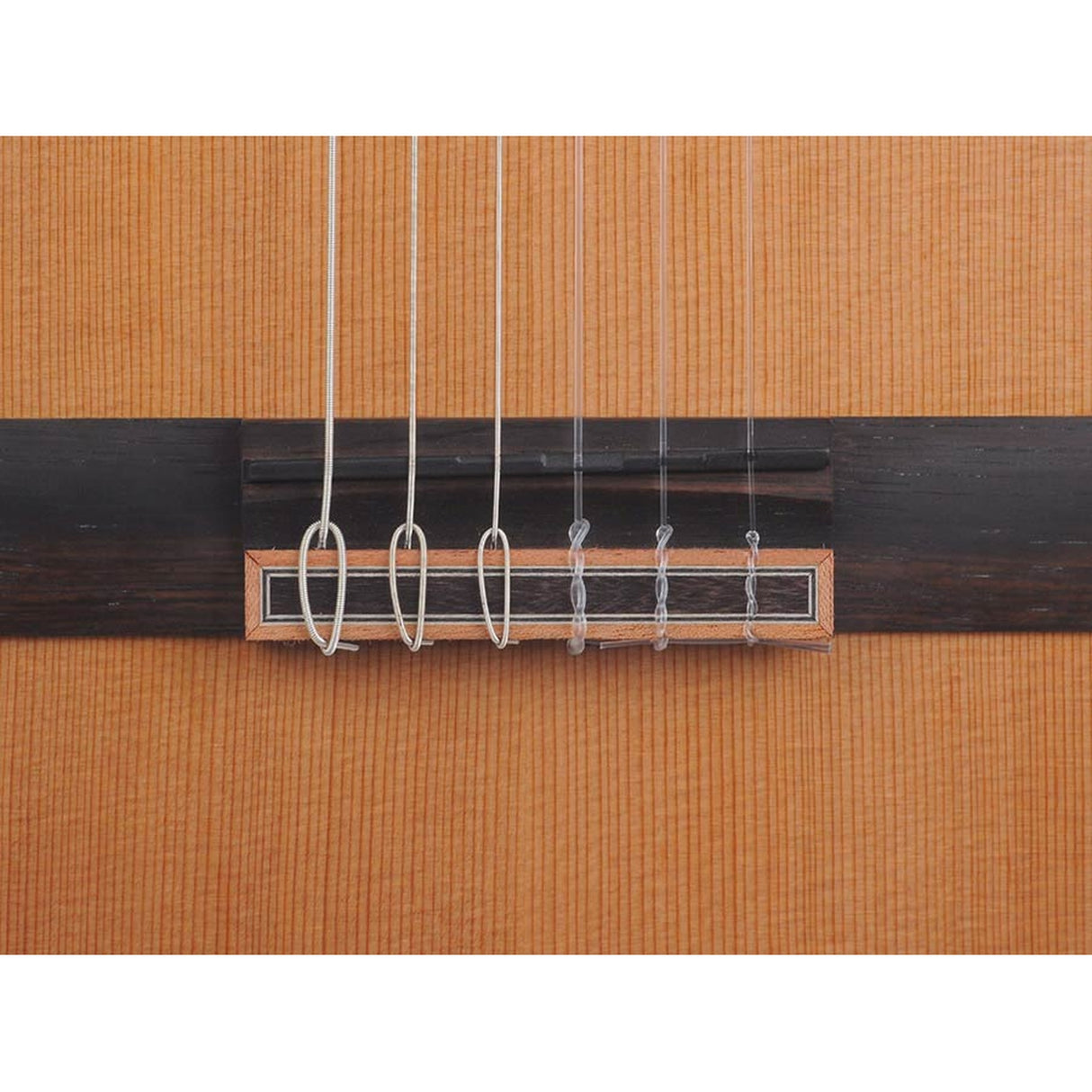 Valencia VC714 klassieke gitaar 4/4, solid red cedar top, mahonie zij- en achterblad, satin finish