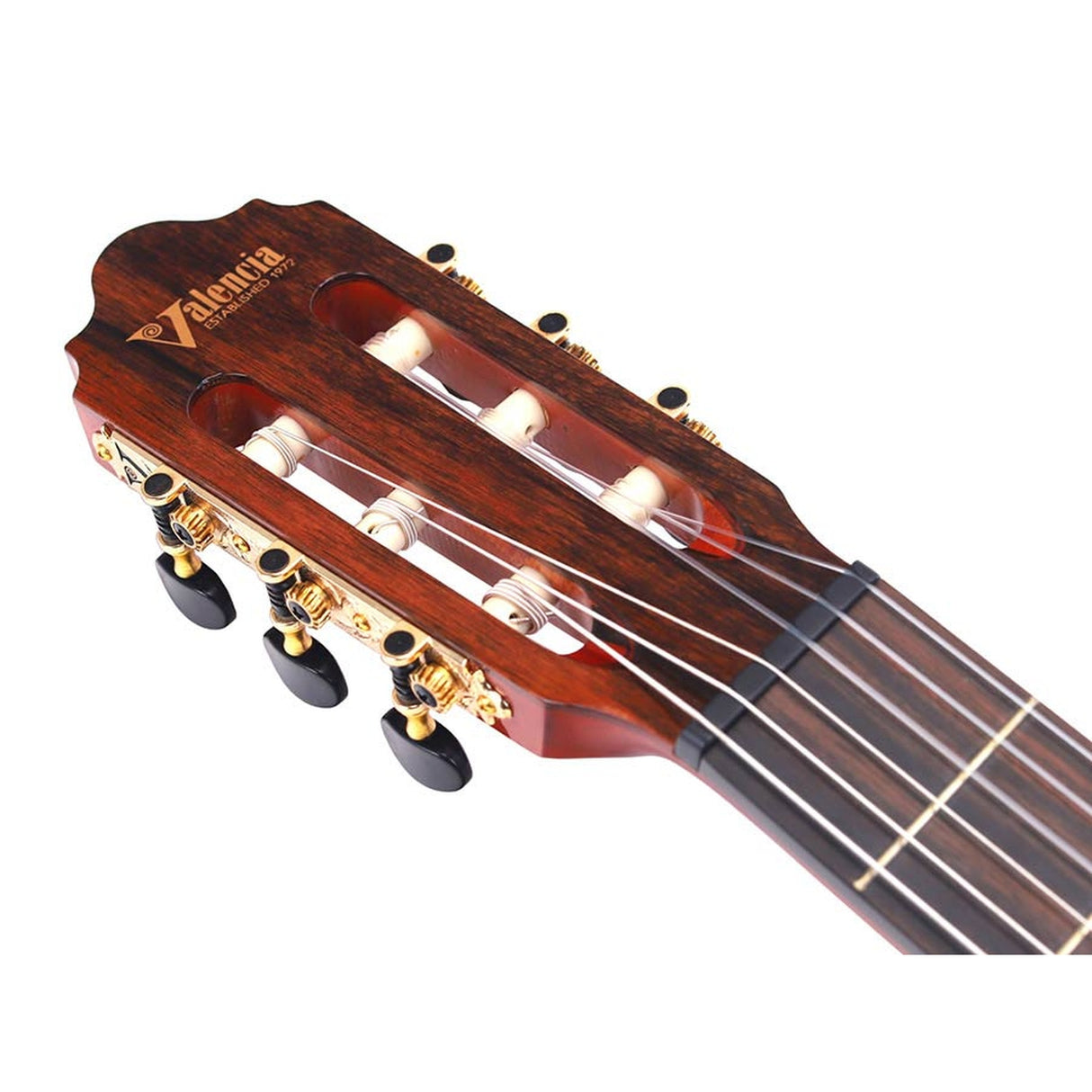 Valencia VC774TCE Slim body klassieke gitaar 4/4, massief rood ceder & mahonie, Fishman voorversterker en cutaway, naturel