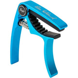 Flight FC-EE T Elise Ecklund Signature Ukulele Capo Türkis Aluminium mit Auslösemechanismus