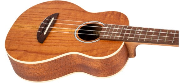 Flight Iris Concert Calantas Ukulele met Solid Calantas Top, Mahogany Body en Fluorocarbon Snaren