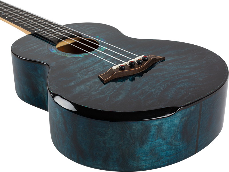 Flight A10QM A10 Volmassief Tenor Ukulele - Gequilte Esdoorn Blauw