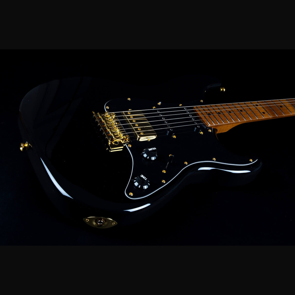 Jet Guitars JS-400 BKG elektrische gitaar - Zwart Gouden Hardware