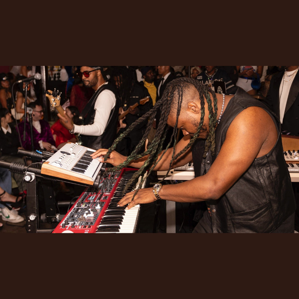 Arturia AstroLab 37 stage keyboard met 37 toetsen, aftertouch en standalone synth engine