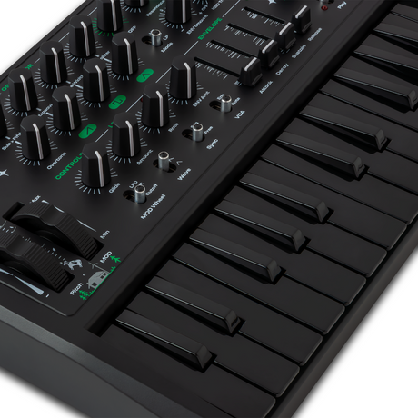 Arturia MicroBrute UFO – Analoge synthesizer met 25 toetsen, sequencer en patchbay