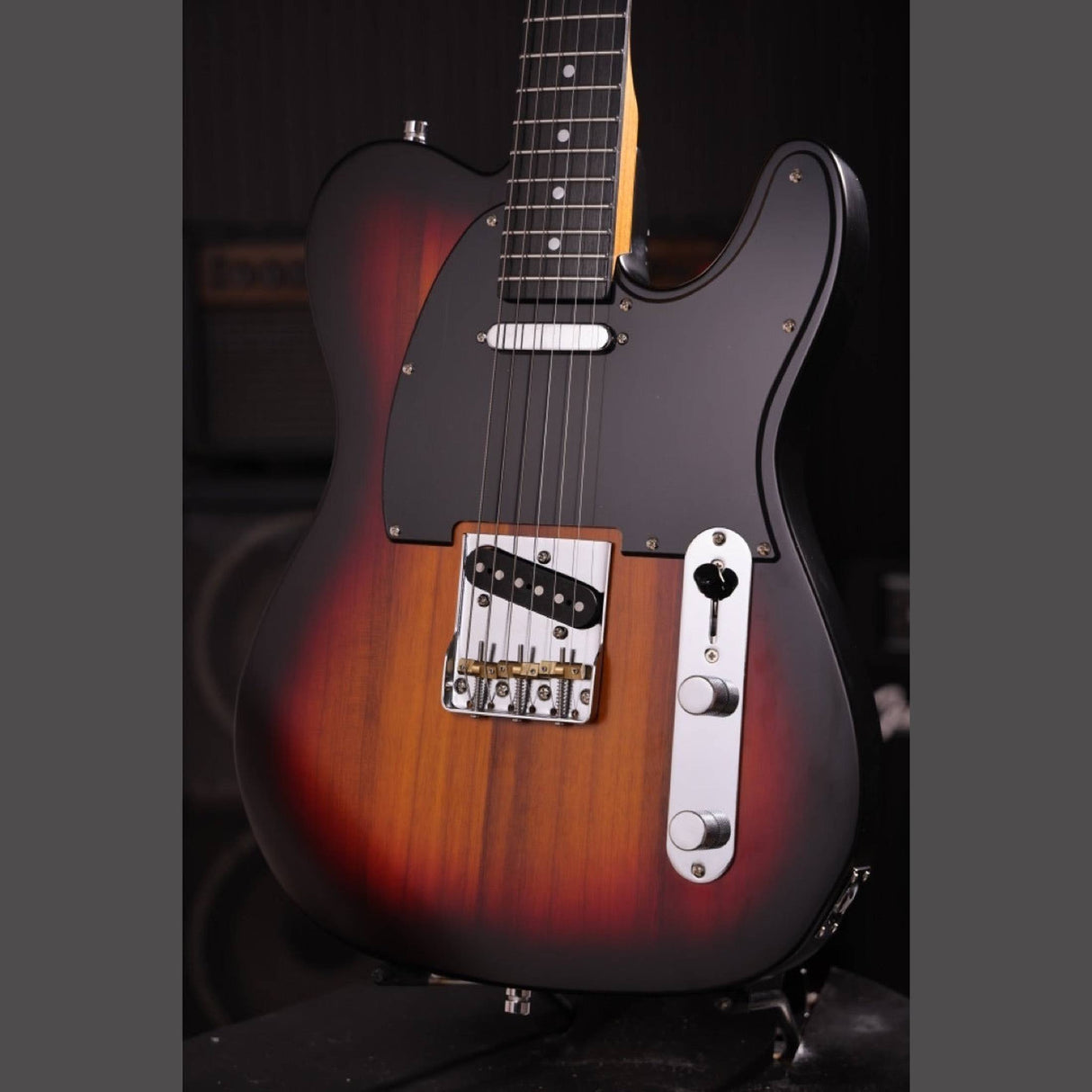 Patina PT-3 SB T-style Elektrische Gitaar SS Alnico V Nitro Paulownia Body Roasted Maple Hals Sunburst