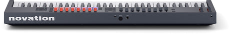 Novation FLkey2 61 master keyboard met 61 toetsen, 16 pads en 9 faders