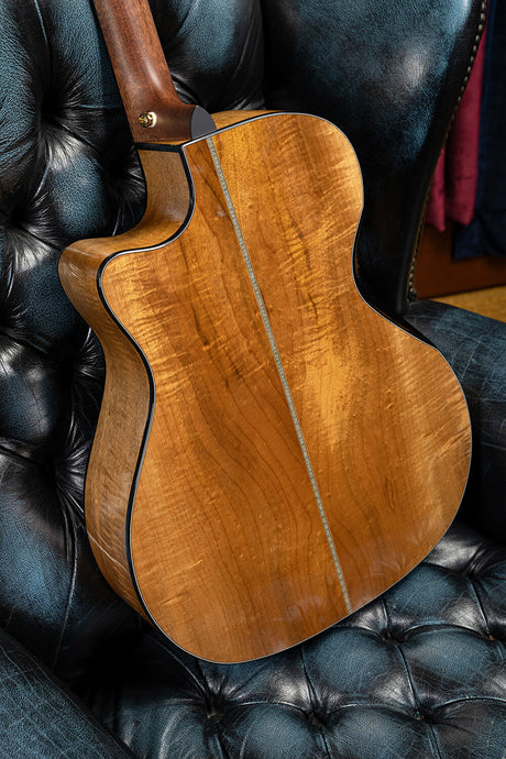 Cort Gold-Edge – Massief Flamed Myrtlewood, Torrefied Sitka & L.R. Baggs Anthem